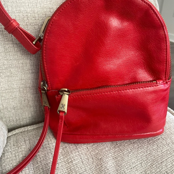 Hobo backpack or crossbody - Picture 1 of 8